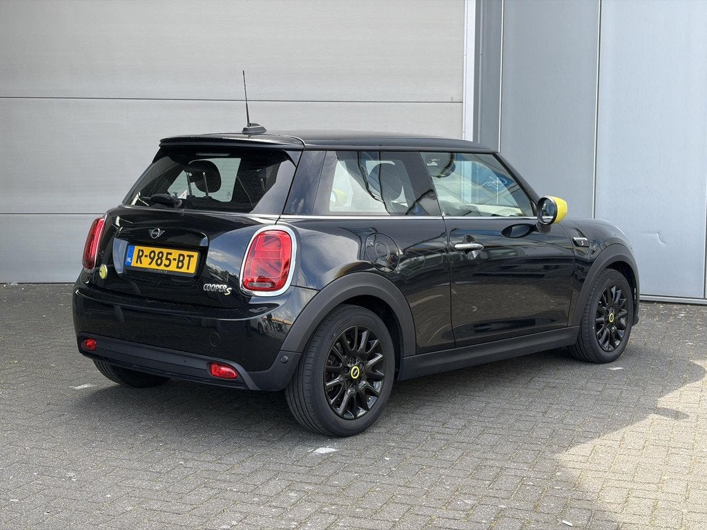 MINI Electric Classic 33 kWh, Auto's, Mini, Stof, 33 kWh, 4 stoelen, Origineel Nederlands