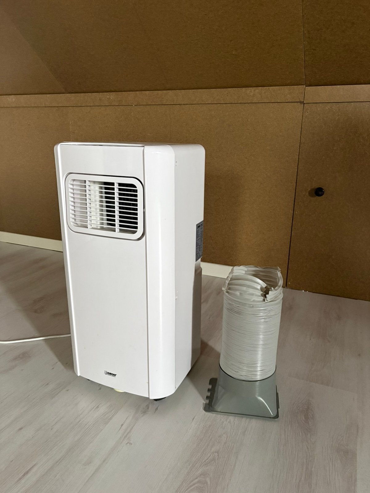 Mobiele airco Eurom, Ophalen, Timer, Minder dan 60 m³, 2 snelheden