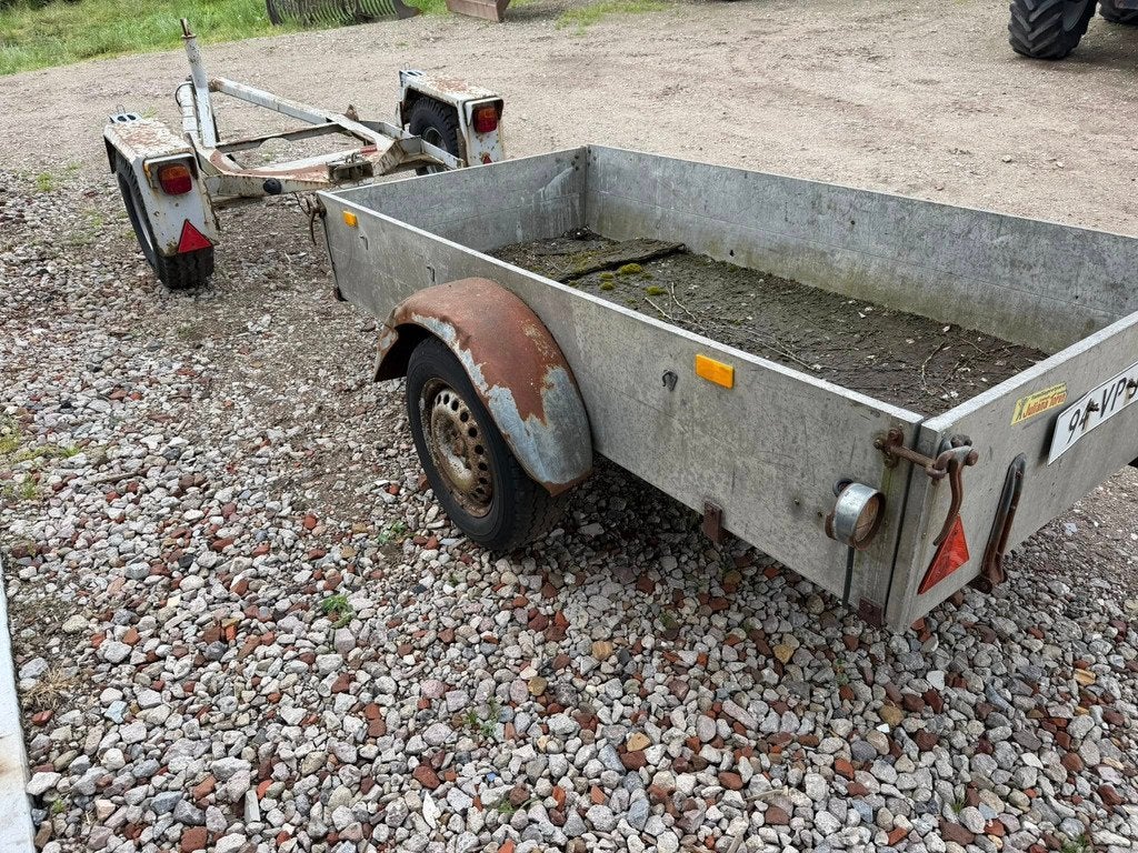 Onbekend 2x aanhangwagen / kar, Zakelijke goederen