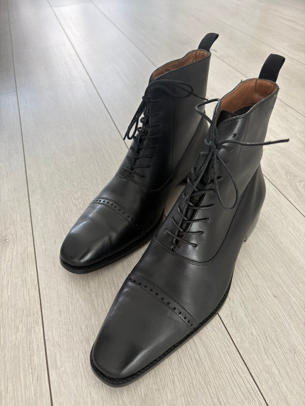 Guillemets 46 nieuwstaat, Verzenden, Zwart, Zo goed als nieuw, Veterschoenen