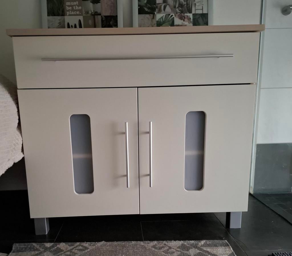 Commode wit, grenen. D57, br 103cm, h 90cm, Kinderen en Baby's, Kinderkamer | Commodes en Kasten, Ophalen