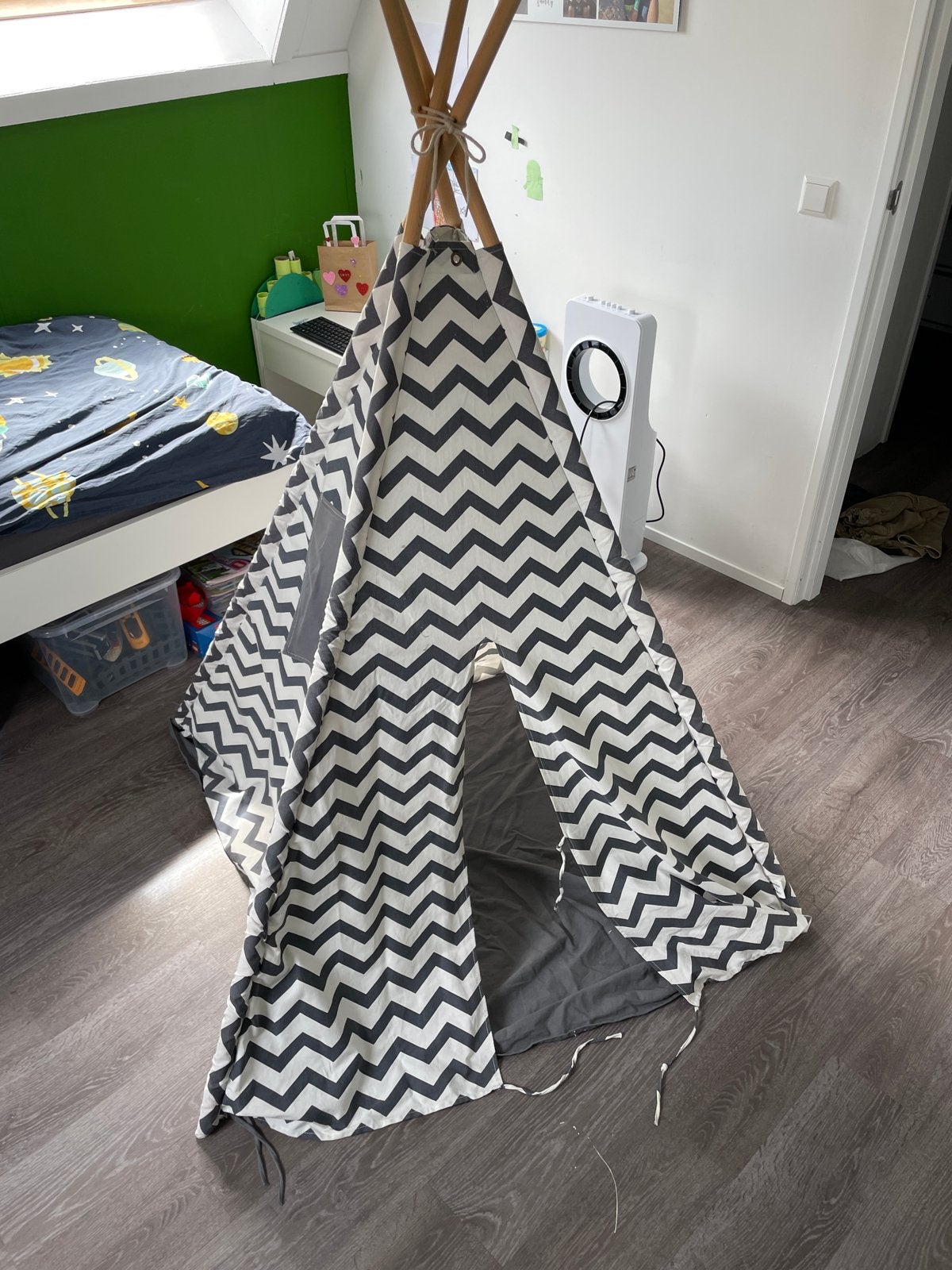 Tipi Tent - Angels & Bandit (Zwart/Wit), Ophalen, Gebruikt