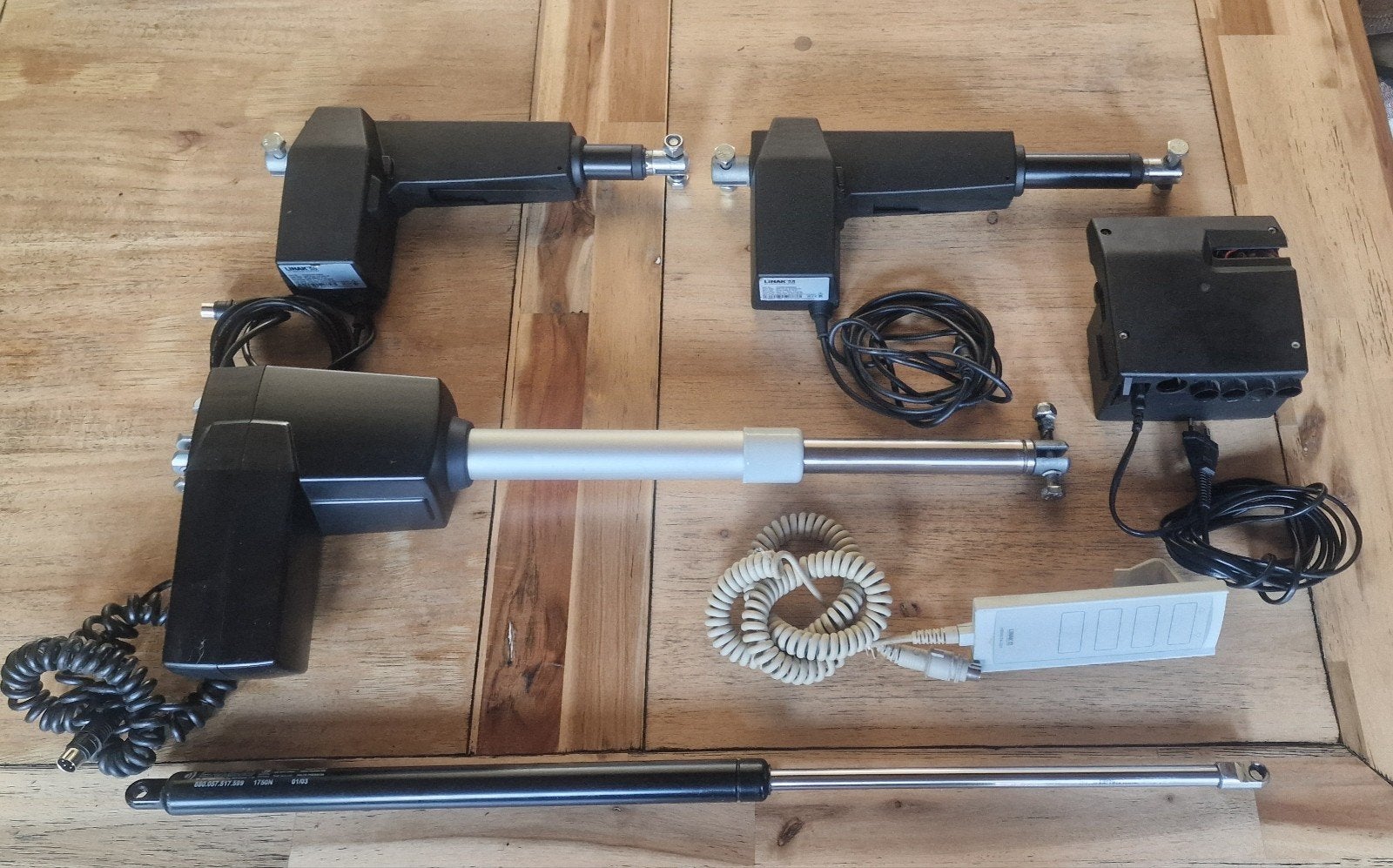 Linak Actuator Set 3x Lineaire Motor, Besturingskast enz, Ophalen of Verzenden, Gebruikt