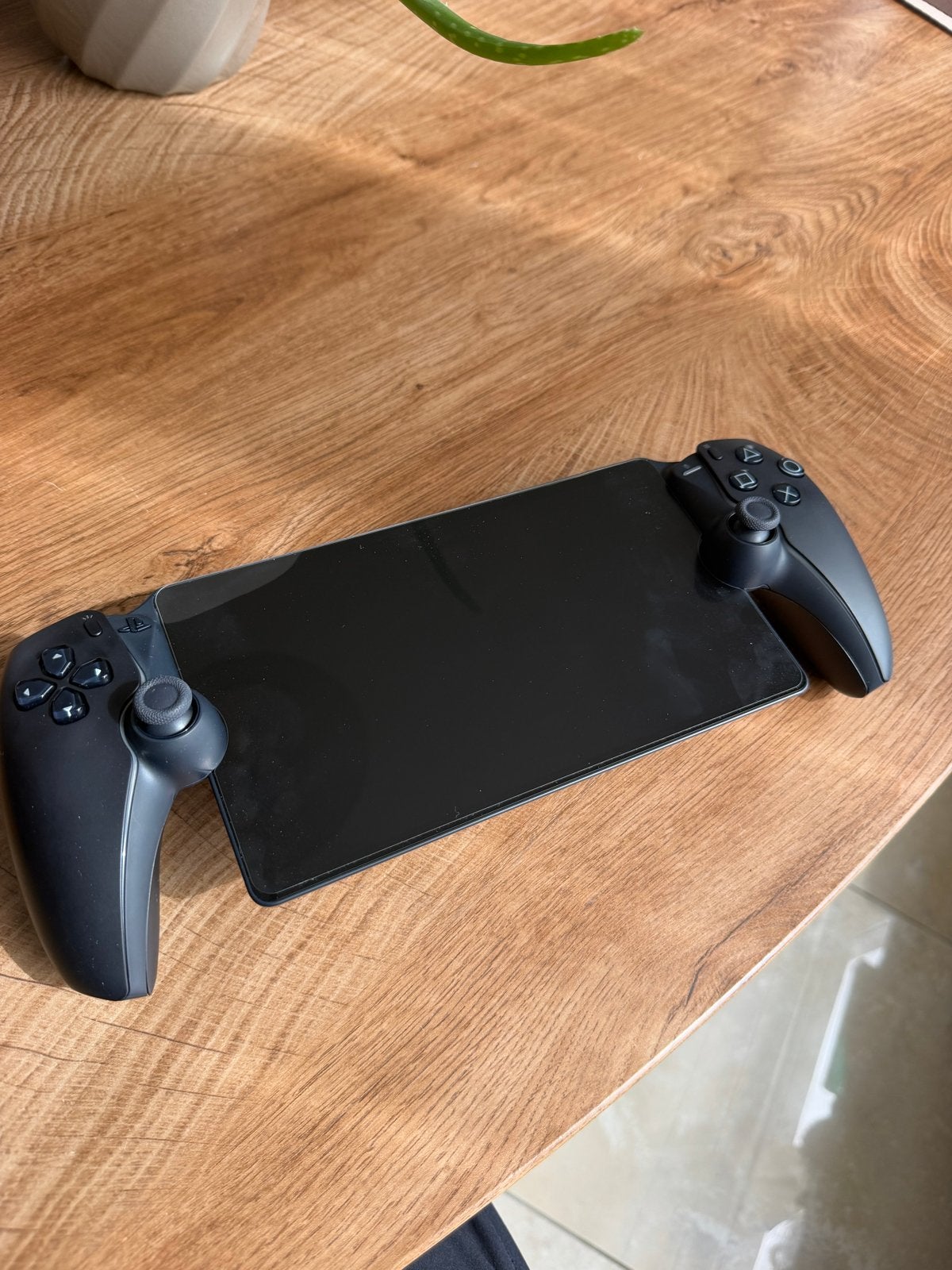 Playstation Portal - Zo goed als nieuw met protector case