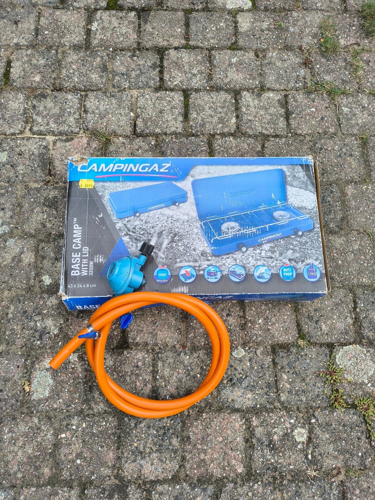Campinggaz 2 pits gasstel met drukregelaar., Caravans en Kamperen, Kampeeraccessoires, Ophalen, Zo goed als nieuw