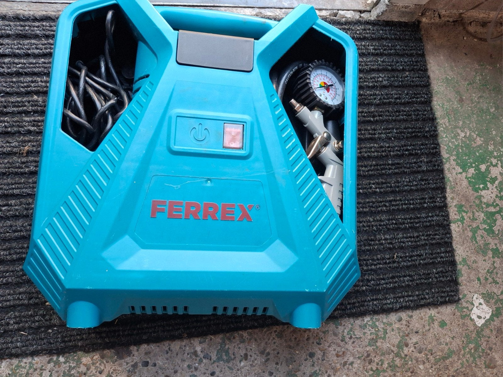 ferrex lucht Compressor, Doe-het-zelf en Verbouw, Compressors, Ophalen, Minder dan 200 liter/min