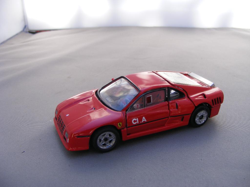 Ferrari gto evolution chapal 1/43 incompleet, Hobby en Vrije tijd, Modelauto's | 1:43, Gebruikt, Auto, Overige merken, Ophalen of Verzenden