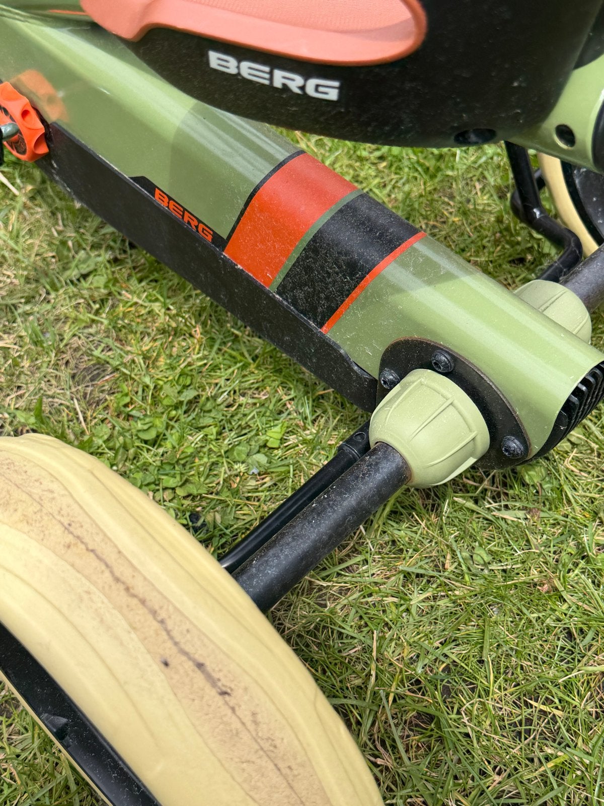 BERG Biky Loopfiets Groen met Mandje, Ophalen of Verzenden, Zo goed als nieuw, Loopfiets
