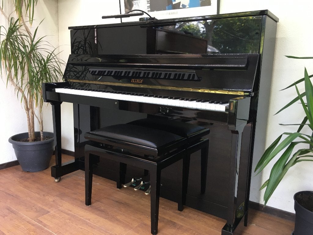 Petrof type 118, Ophalen, Zwart, Zo goed als nieuw, Piano