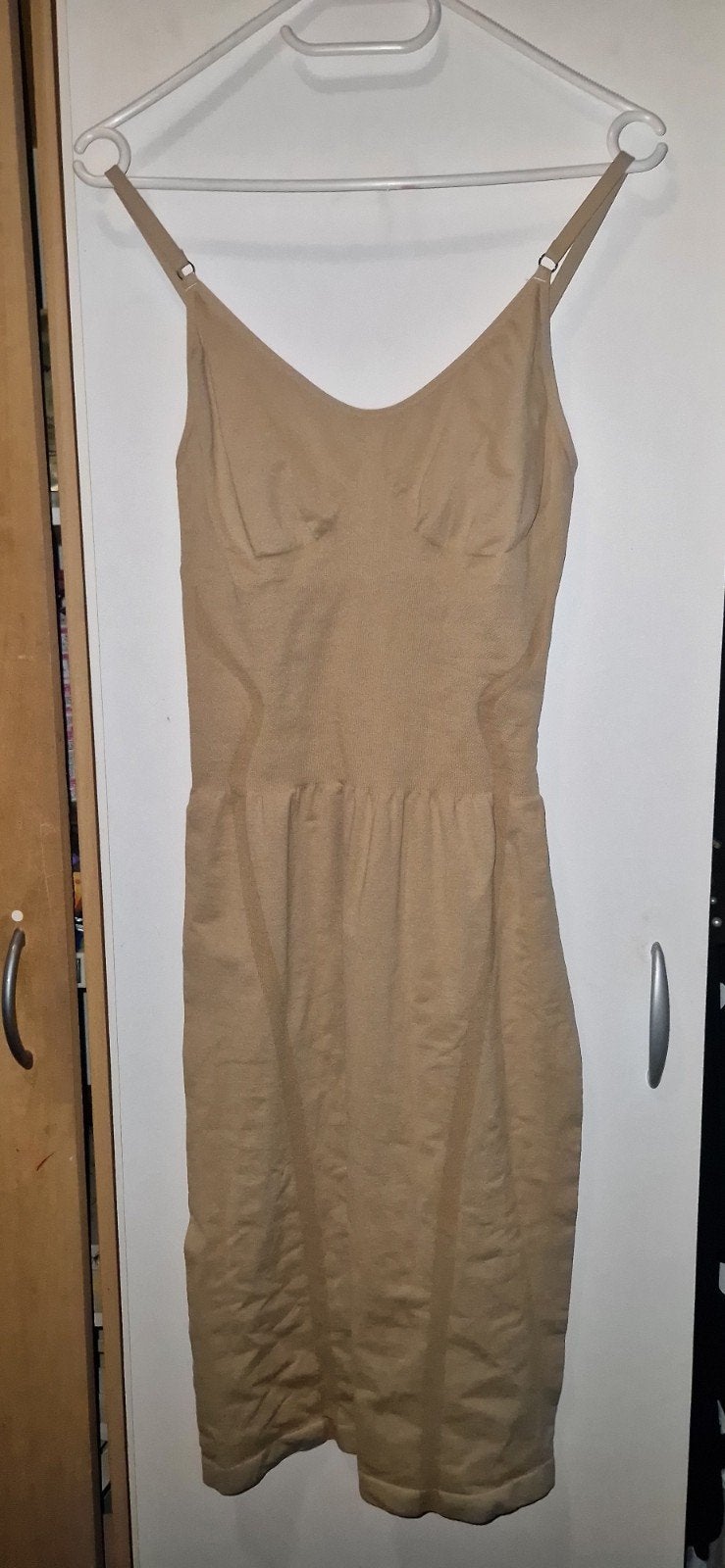 Nude corrigerende onderjurk maat L, Kleding | Dames, Onbekend, Ophalen of Verzenden, Beige, Overige typen