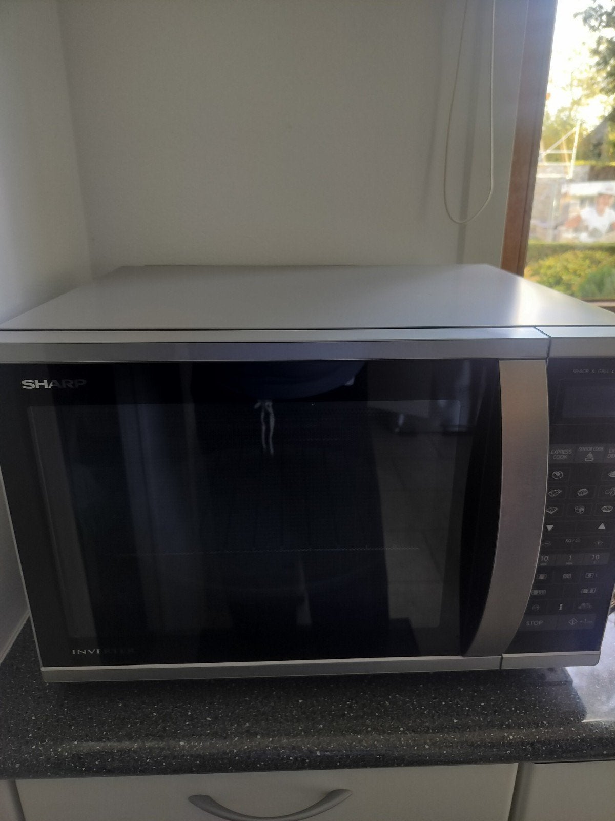 Sharp R970 (IN) combi magnetron, Witgoed en Apparatuur, Ophalen, Zo goed als nieuw