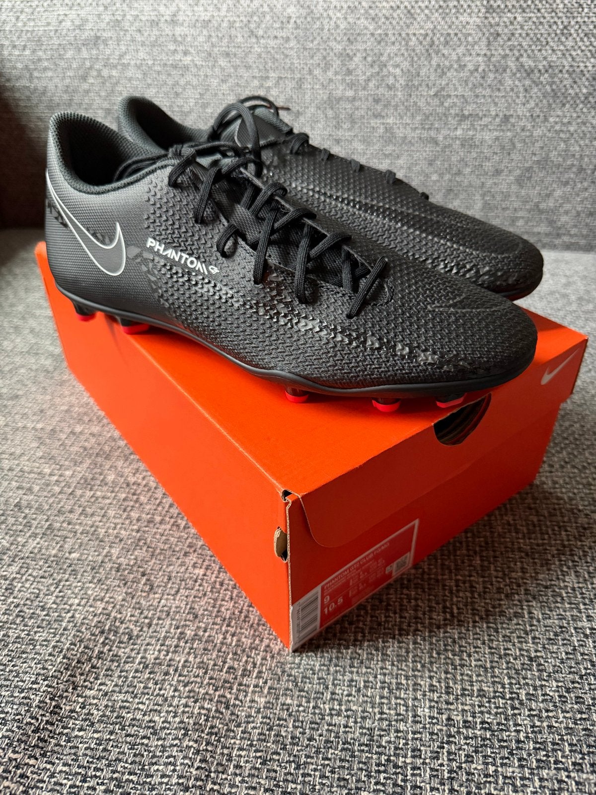 Nike Phantom GT2 Club FG/MG voetbalschoenen - maat 42.5, Nieuw, Ophalen of Verzenden, Sportschoenen, Zwart
