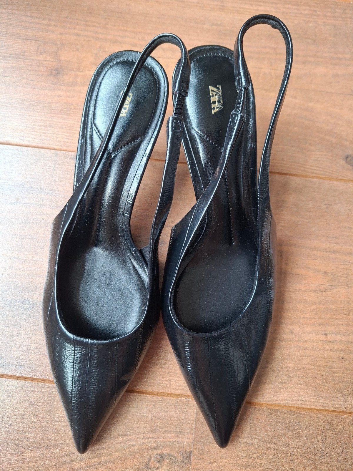 Zwarte Zara slingbacks, maat 39, Kleding | Dames, Zara, Ophalen of Verzenden, Zwart, Pumps
