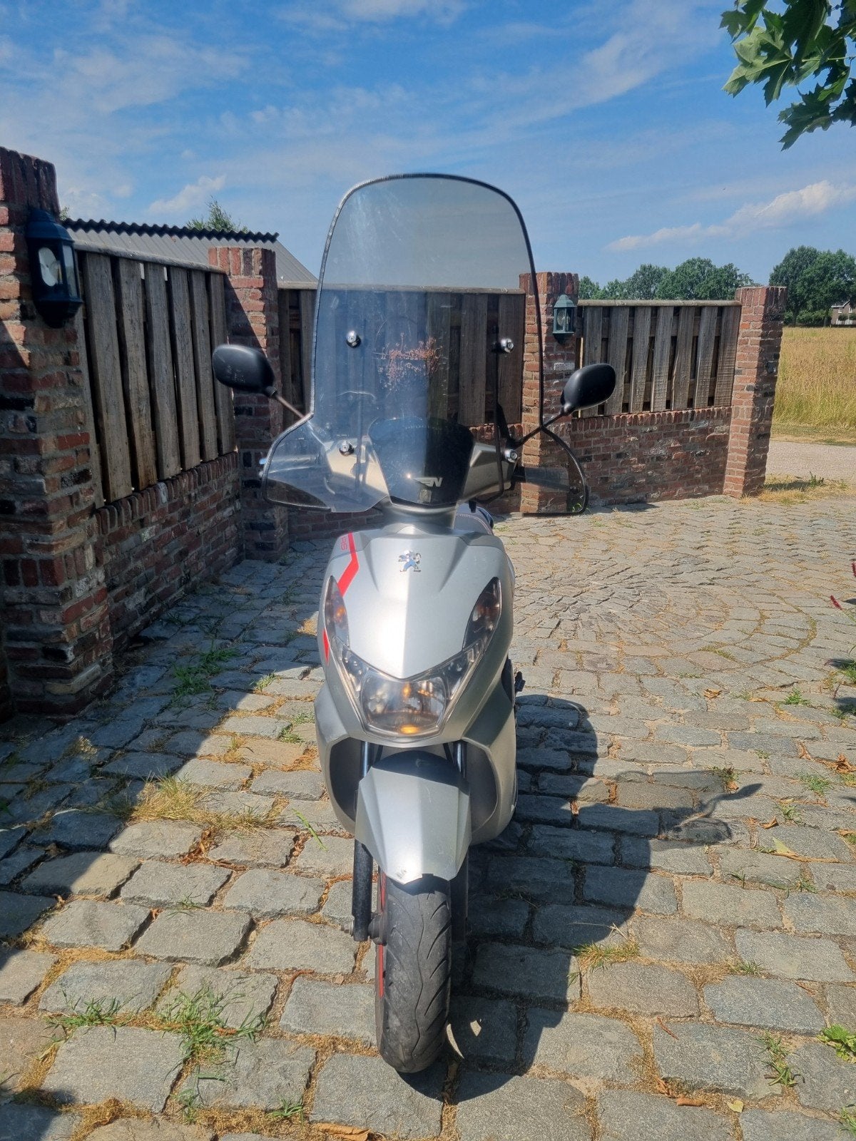 Peugeot Kisbee scooter uit 2017, Fietsen en Brommers, Ophalen, Gebruikt, Benzine, Overige modellen