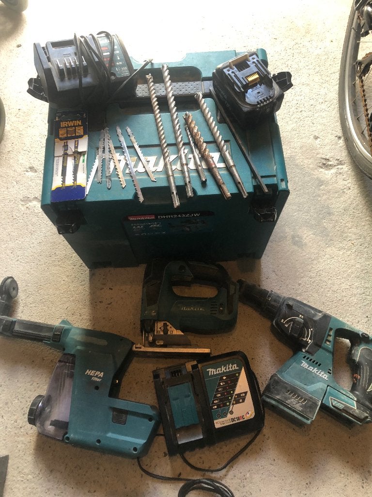 Makita klopboormachine en decoupeerzaag/ DHR243ZJW & DJV182, Ophalen, Gebruikt