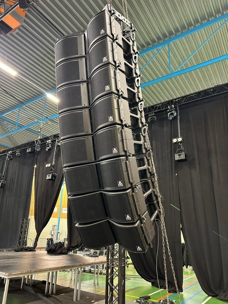 line array amare audio 208 passief, Overige typen, Zo goed als nieuw, Ophalen, 150 watt of meer