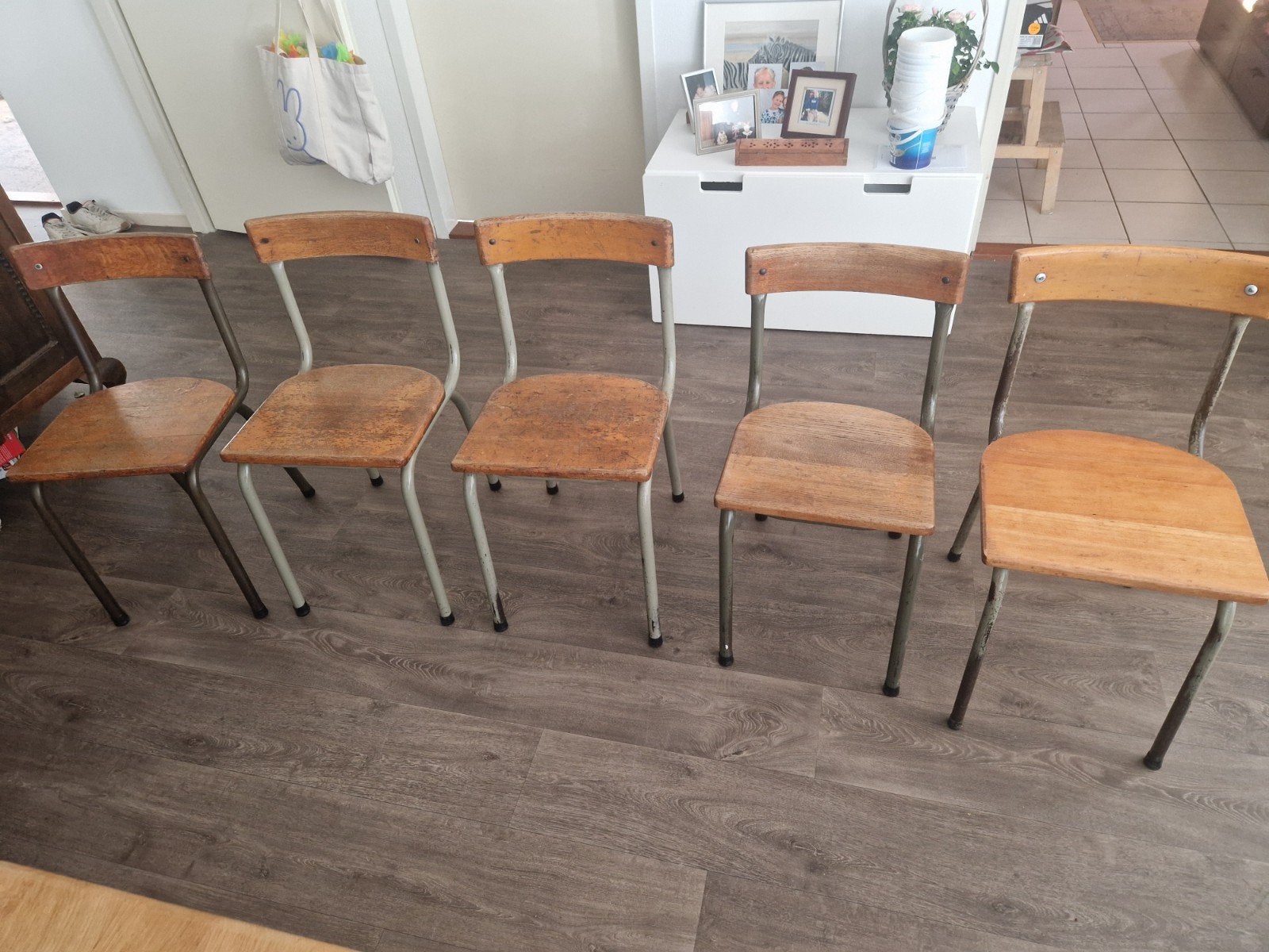 Set van 5 vintage Tubax schoolstoelen uit 1959, Ophalen