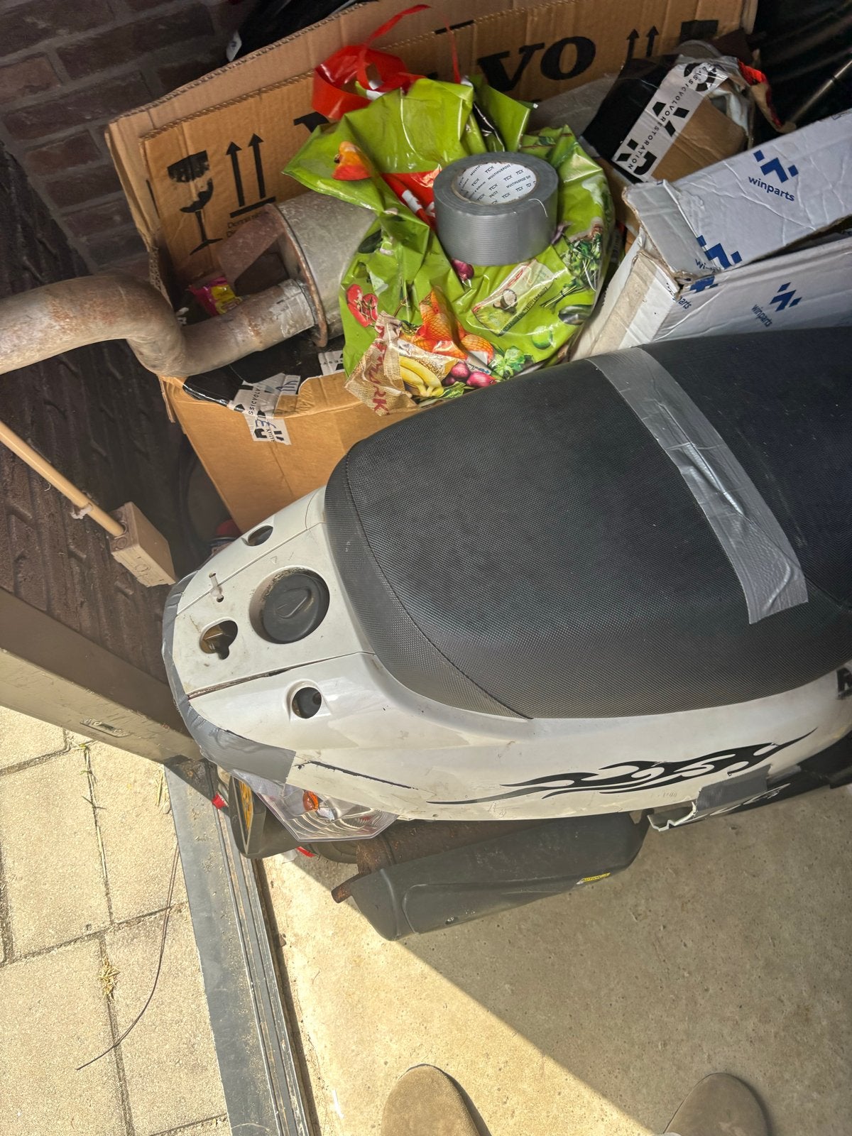 Scooter - Rijd soms( heel soms start hij), Ophalen, Gebruikt, Benzine, Overige merken