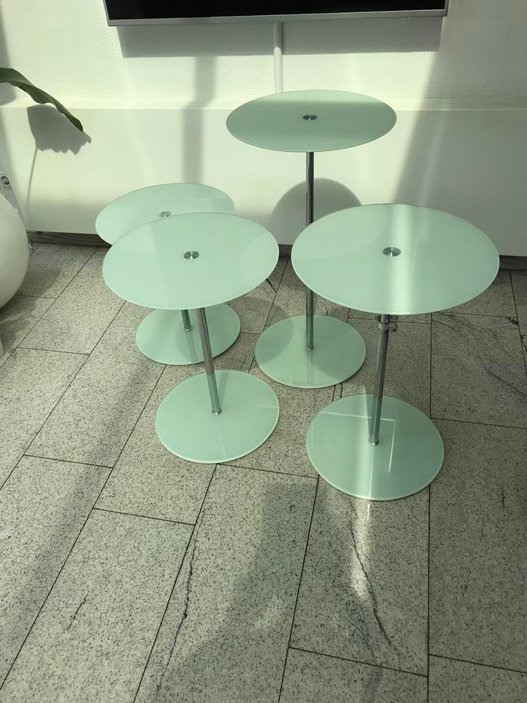 MatGlazen bijzettafels in hoogte verstelbaar per stuk tekoop, Huis en Inrichting, Tafels | Bijzettafels, Minder dan 55 cm, Rond