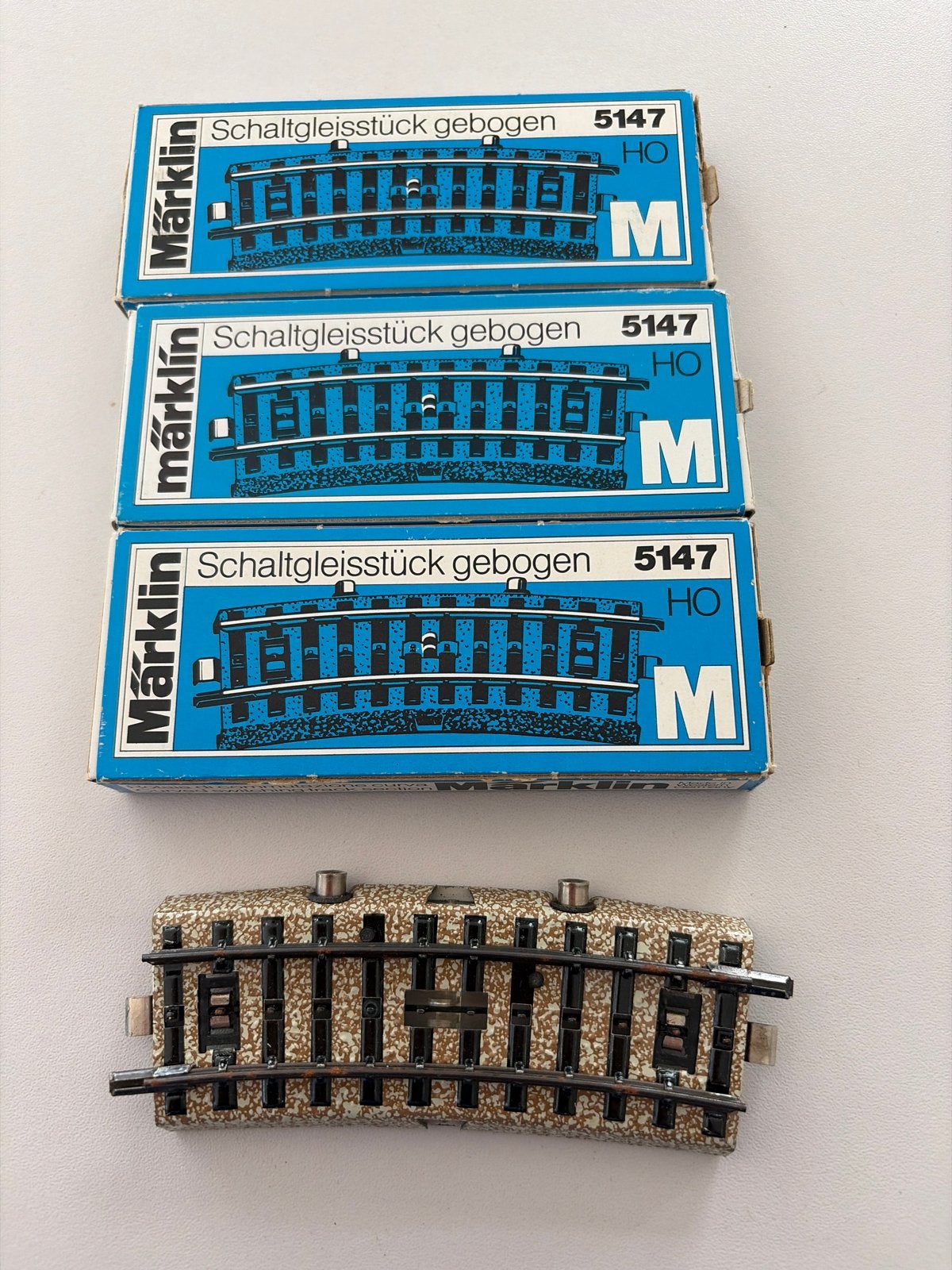 Märklin 5147 HO Schakelrails Gebogen (3 stuks), Wisselstroom, Gebruikt, Rails, Ophalen of Verzenden