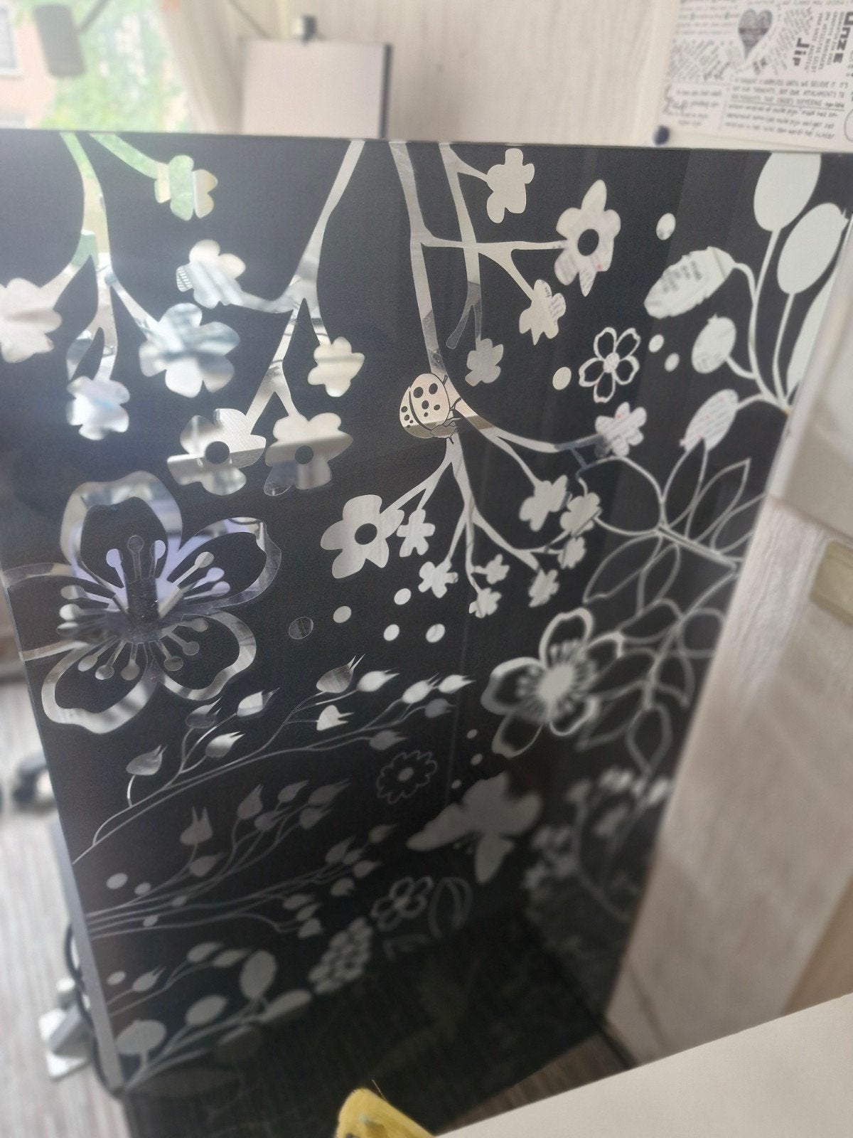 Decoratief glazen paneel/buroblad met bloemen & vlinder, Ophalen, Zo goed als nieuw