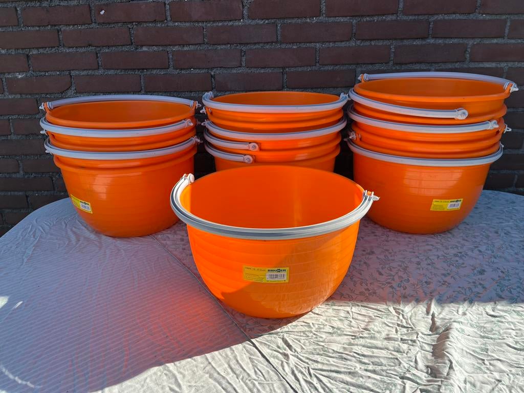 Brunner Vinis multifunctionele emmers nieuw, Ophalen, Zo goed als nieuw