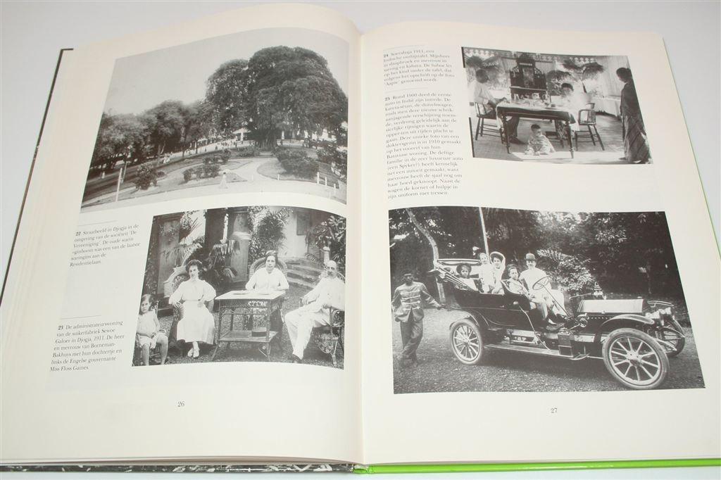 Adoeh, Indië! — Fotoboek Dagelijks Leven 1919-1939, Boeken, Ophalen of Verzenden, Zo goed als nieuw