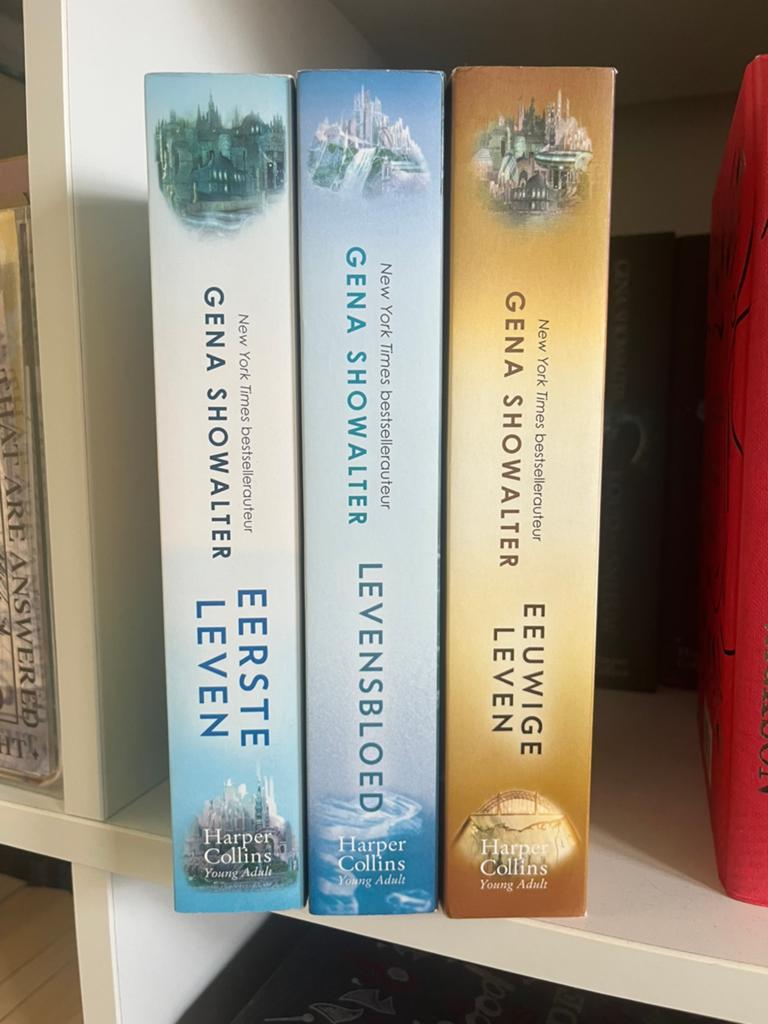 Gena Showalter boeken YA, Ophalen of Verzenden, Zo goed als nieuw