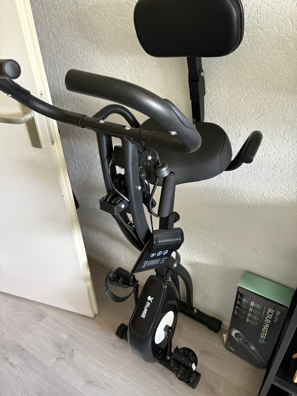 Hometrainer, Sport en Fitness, Ophalen, Zo goed als nieuw, Hometrainer