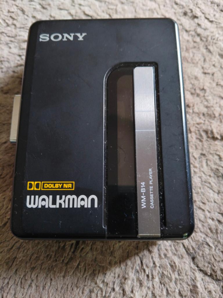 Sony Walkman, WB-B14, cassette player., Audio, Tv en Foto, Walkmans, Discmans en Minidiscspelers, Ophalen of Verzenden, Walkman