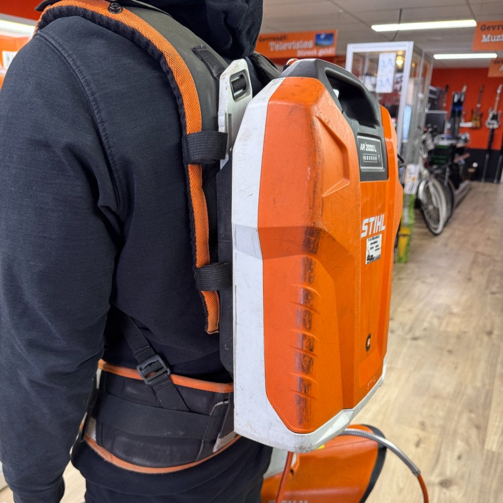 STIHL AR 2000 L Ruggedragen accu | Stihl Accu | Consignatie, Stihl, Zo goed als nieuw, Support@stihl.com, Tihl Inc., 536 Viking Dr, Virginia Beach, 
VA 23452
USA