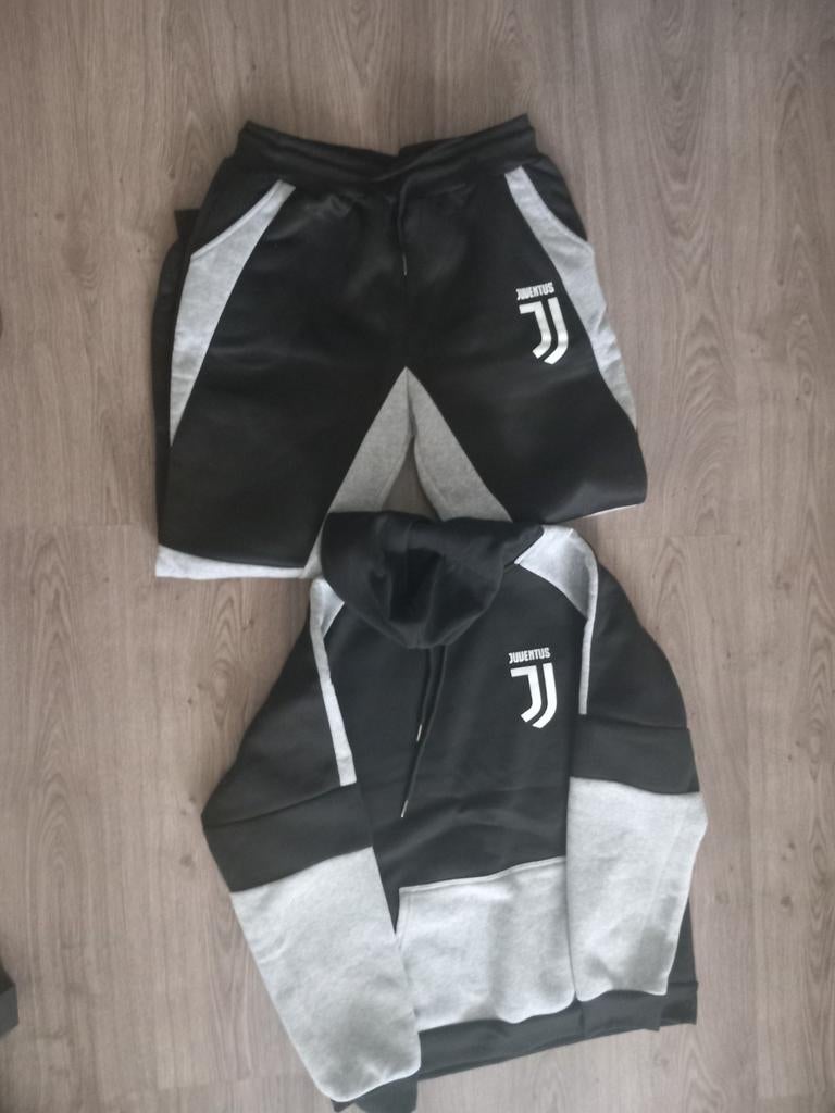 Nieuw Juventus Trainingspak - Hoodie &  Broek, Juventus, Zwart, Nieuw, Overige maten