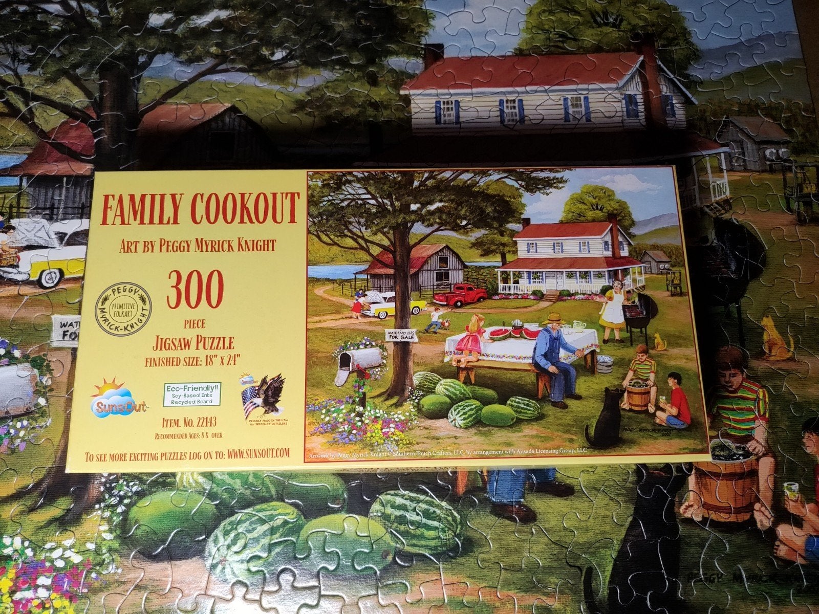 Sunsout puzzel 300 XL stukjes Family Cookout, Hobby en Vrije tijd, Ophalen of Verzenden, Minder dan 500 stukjes, Zo goed als nieuw