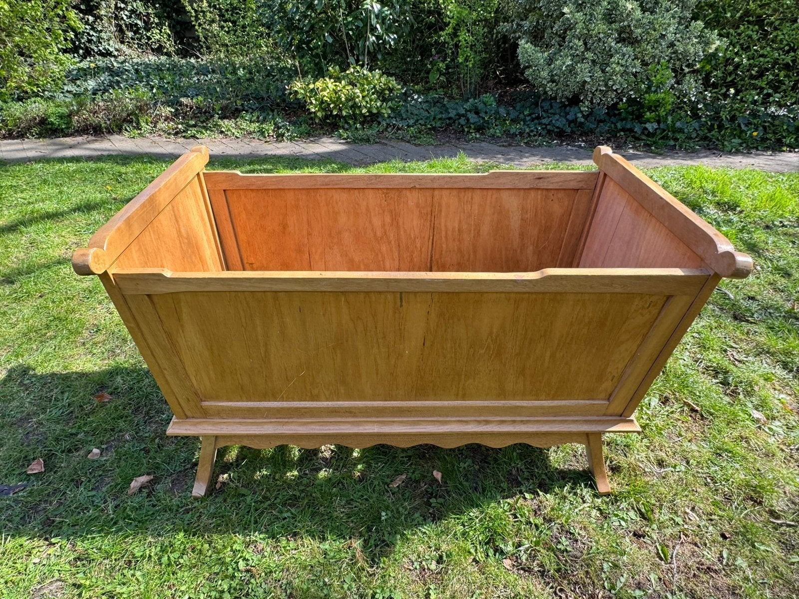 Leuk vintage, retro, brocante, oud babybedje, Ophalen, Gebruikt, Ledikant