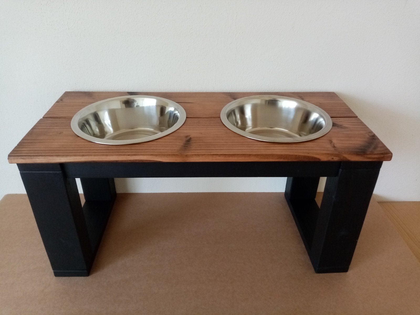 Houten Honden voer /water bakhouders, Dieren en Toebehoren, Hondenvoerbakken en Drinkbakken, Ophalen of Verzenden, Nieuw