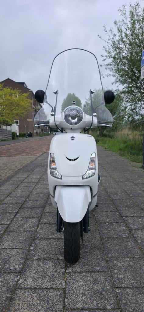 TE KOOP: mooie Sym Fiddle II, Fietsen en Brommers, Scooters | SYM, Ophalen, Zo goed als nieuw, Benzine, Fiddle