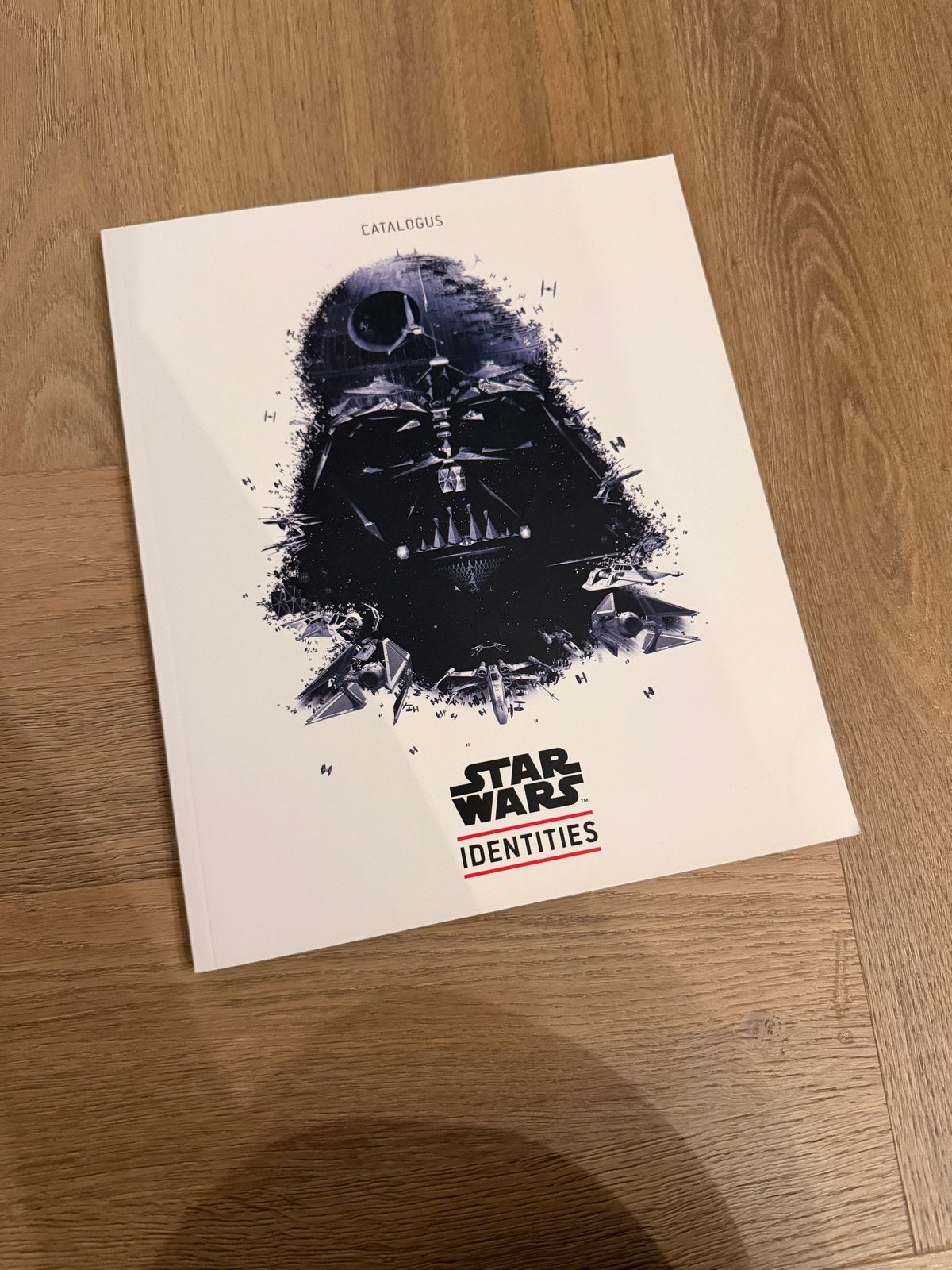 Star Wars Identities Catalogus - Nieuw, Ophalen of Verzenden, Zo goed als nieuw