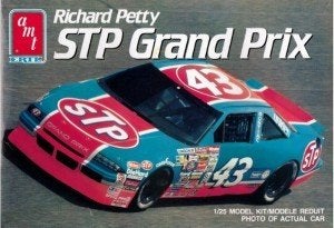 Bouwdoos Nascar STP Pontiac Grand Prix Richard Petty AMT, Overige merken, Auto, Groter dan 1:32, Nieuw