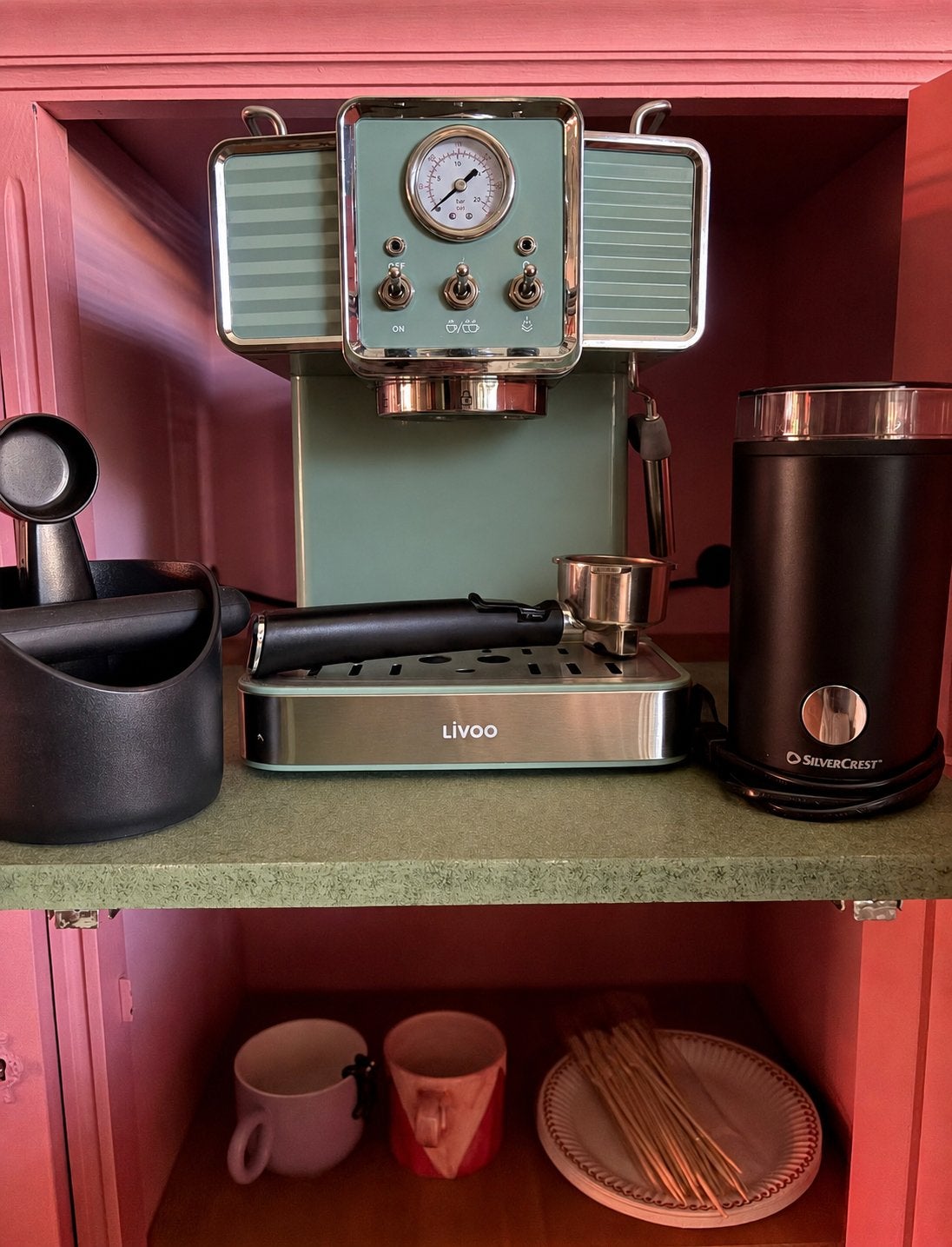 Prachtige Retro Livoo Espressomachine+Koffiemolen&Uitklopbak, Ophalen, Zo goed als nieuw, Espresso apparaat, Stoompijpje