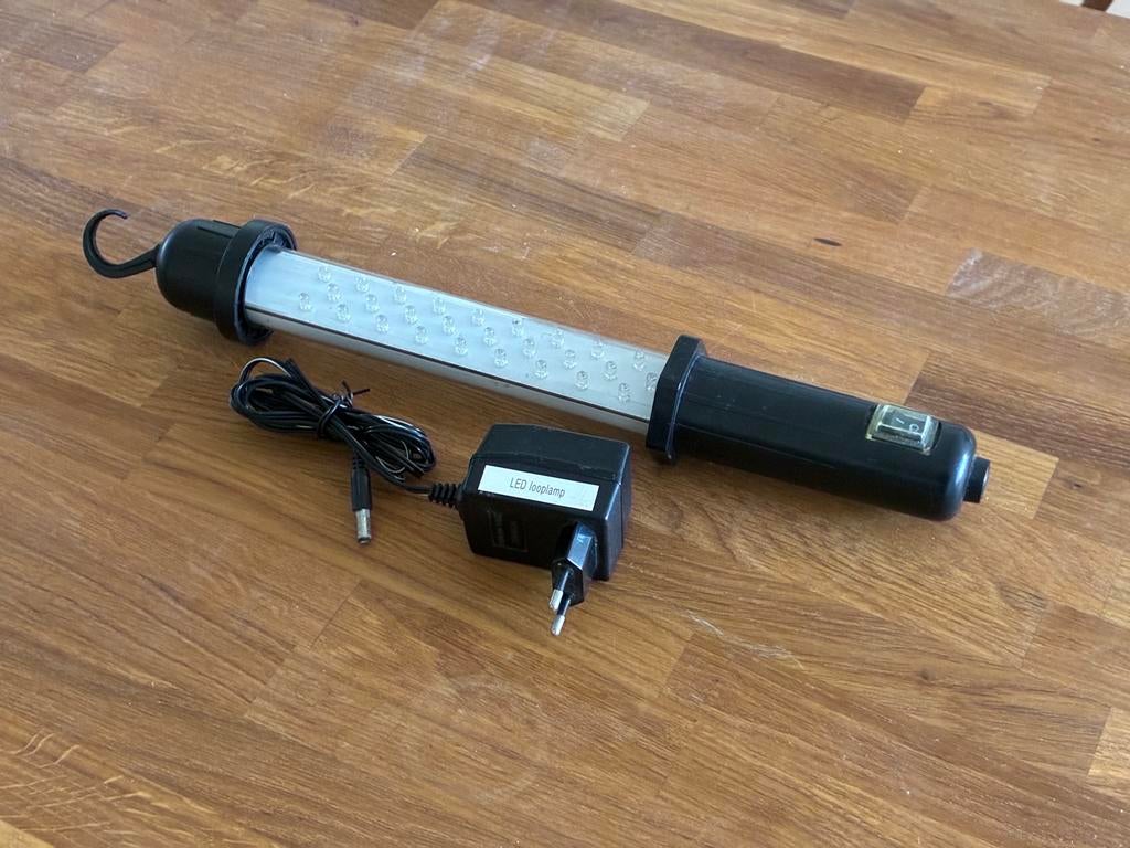 LED looplamp met oplader - Water-, olie- en schokbestendig, Ophalen, Gebruikt