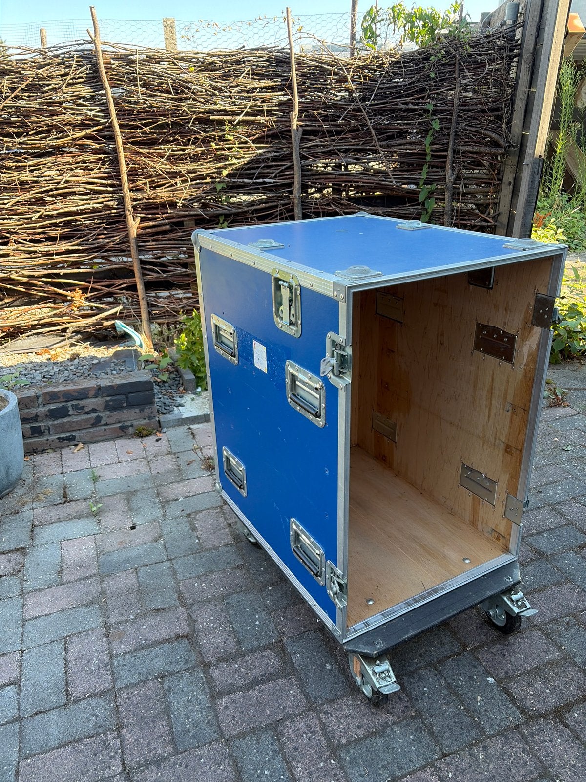 Stevige flightcase op wielen - Blauw, Muziek en Instrumenten, Behuizingen en Koffers, Ophalen, Gebruikt, Overige instrumenten