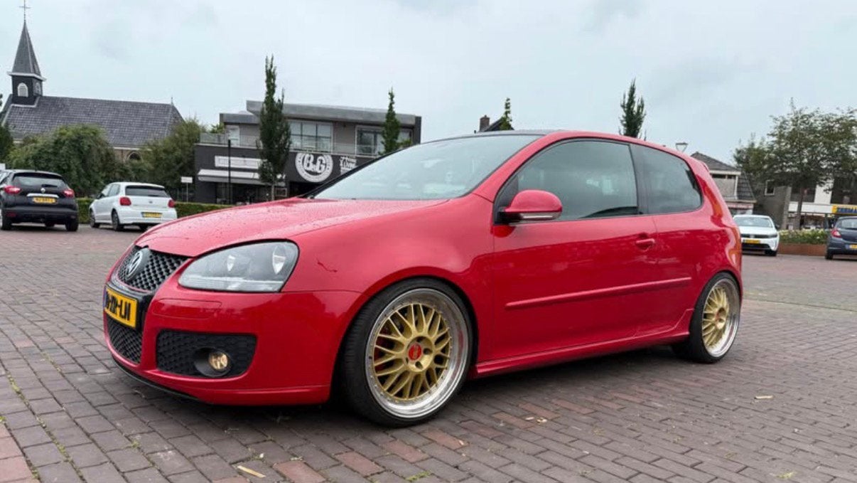 Volkswagen Golf 2.0 GTI 147KW 3D AUT 2005 Rood, Auto's, Volkswagen, 4 cilinders, 1984 cc, Euro 4, 710 kg