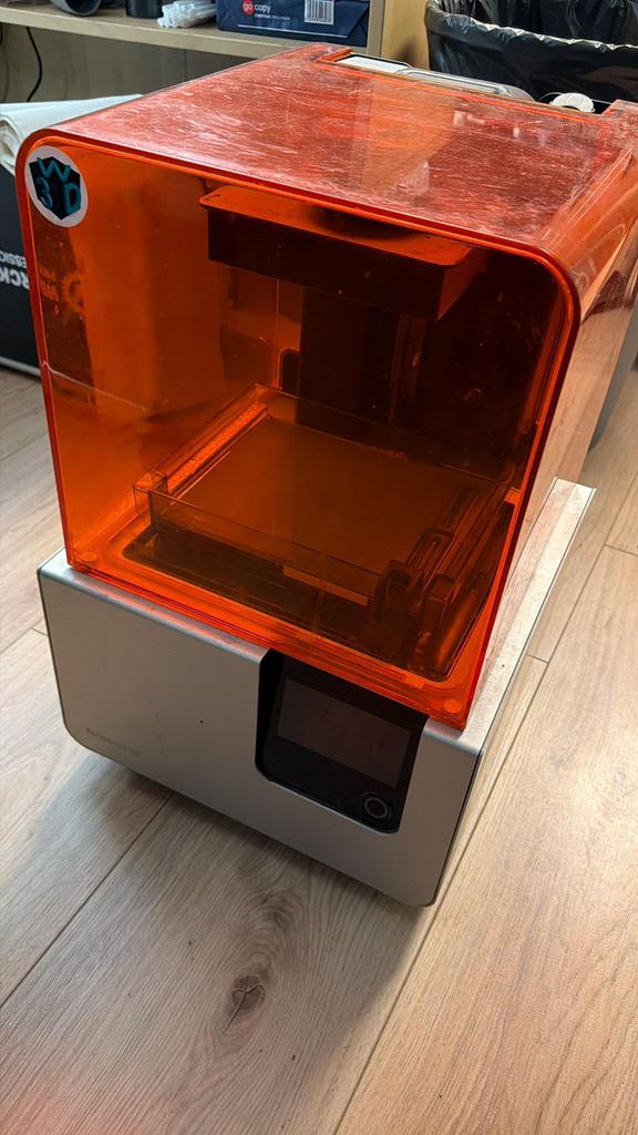 een Formlabs 3D-printer zie beschrijving, Computers en Software, 3D Printers, Ophalen, Niet werkend, Resin/Hars