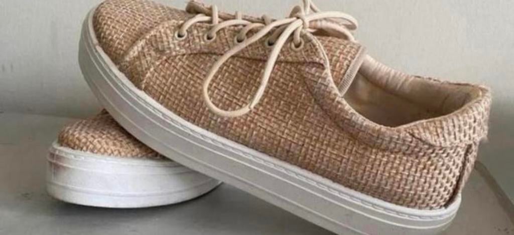 Asos sneakers maat 39/40, Ophalen of Verzenden, Zo goed als nieuw, Sneakers of Gympen