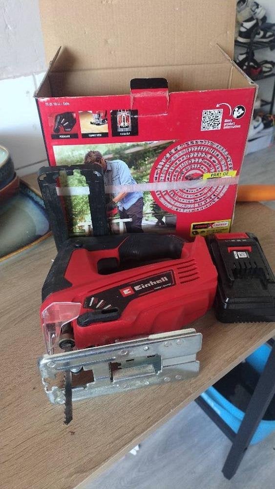 Einhell accu-decoupeerzaag+accu+oplader een keer gebruikt!, Ophalen, Zo goed als nieuw, Boormachine