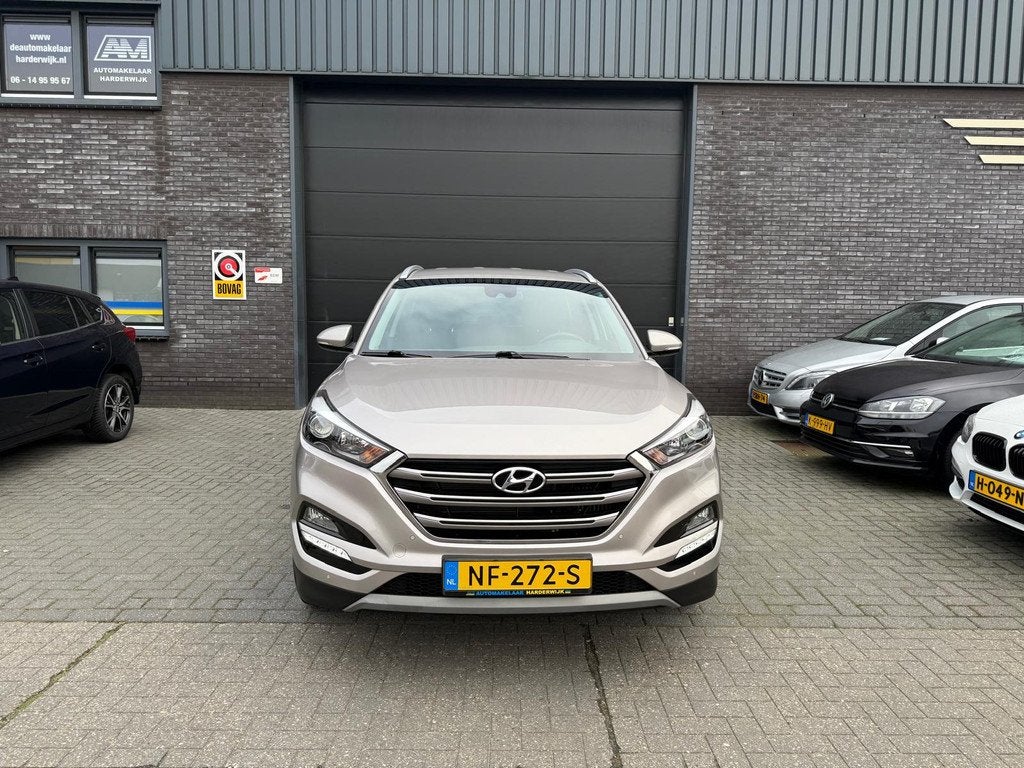 Hyundai Tucson 1.6 T-GDi Comfort | 2E EIGENAAR | 12MND GARAN, Voorwielaandrijving, Stof, Gebruikt, Wit