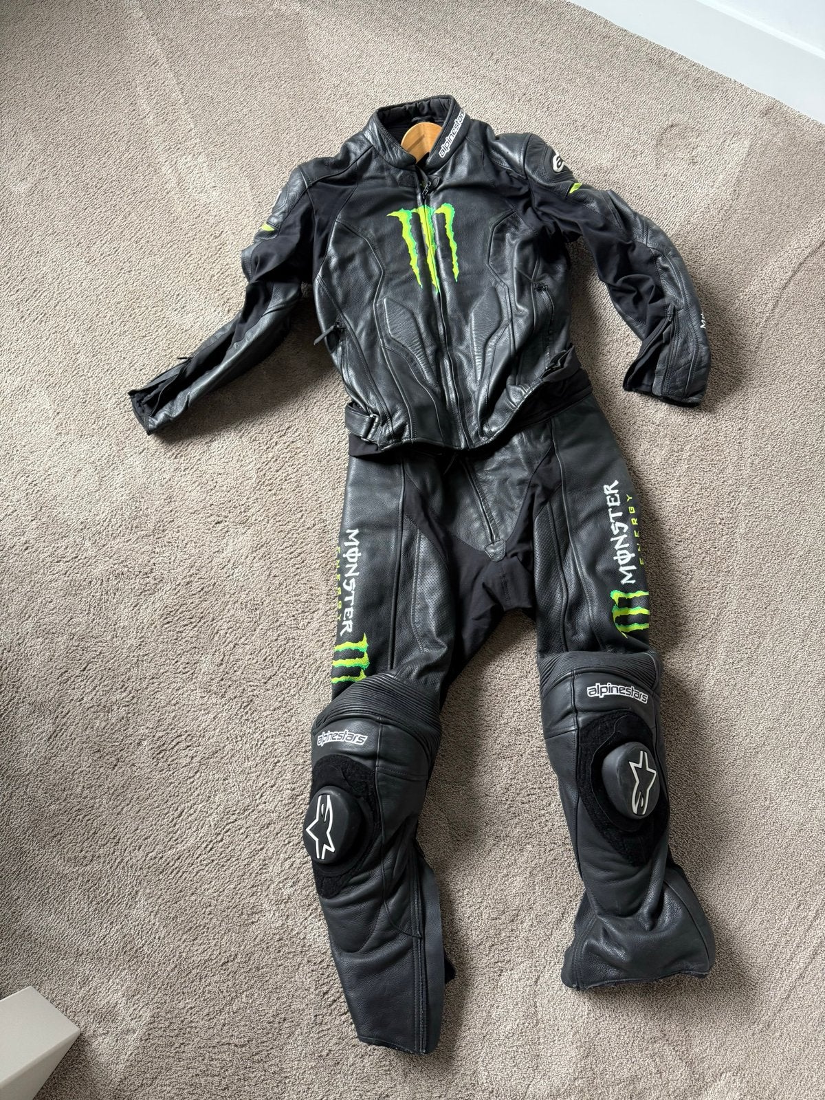 Alpinestars Monster Energy leren combipak (maat 52), Motoren, Ophalen, Tweedehands, Dames, Combipak