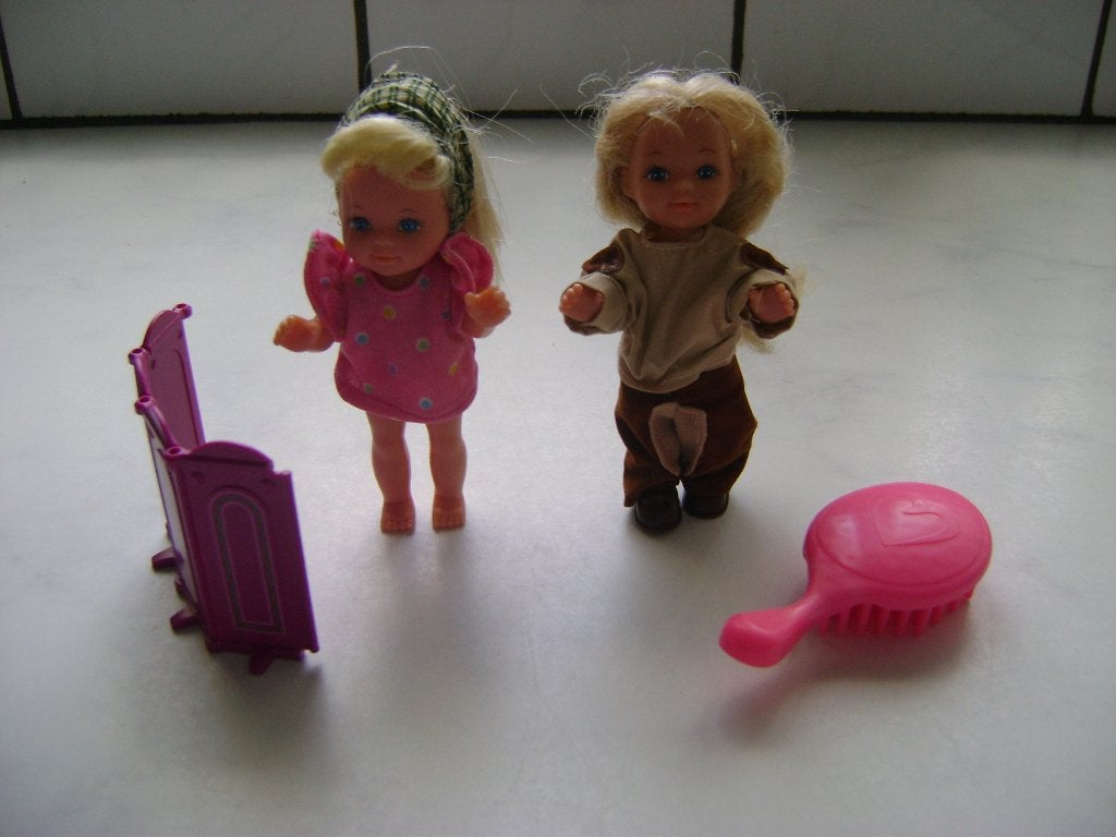 2 simba popjes 11cm met kamerscherm borstel en kambaar haar, Ophalen of Verzenden, Zo goed als nieuw, Overige typen