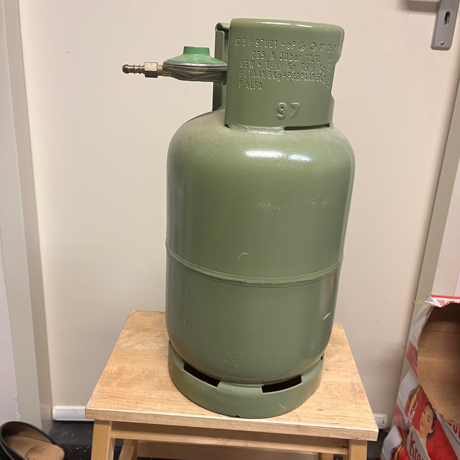Gasfles Butaan of Propaan incl drukregelaar, Caravans en Kamperen, Kampeeraccessoires, Ophalen, Zo goed als nieuw