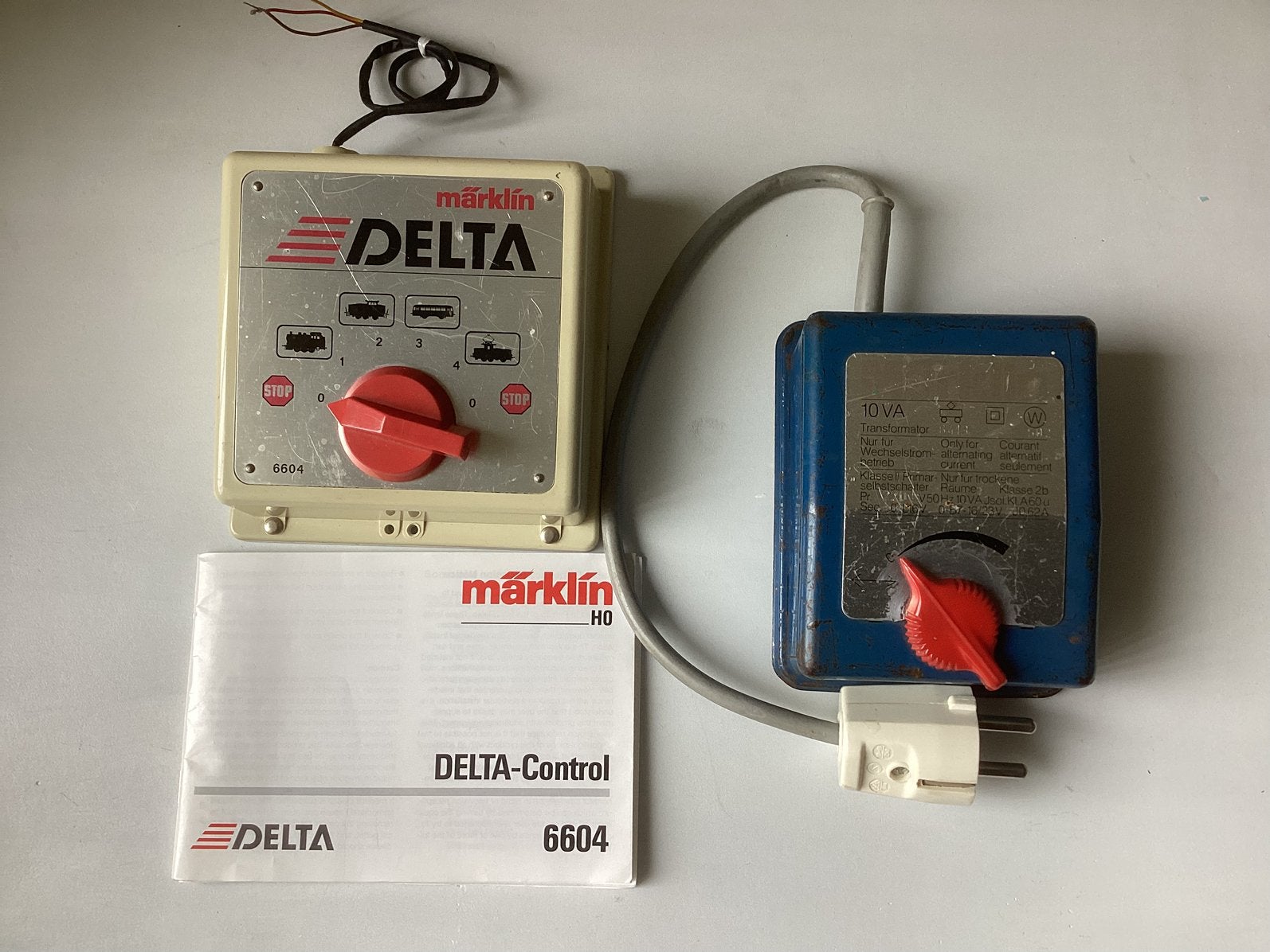 Marklin 2 trafo’s en Delta- Control boekje, Gebruikt, Ophalen of Verzenden, Märklin, Transformator of Voeding